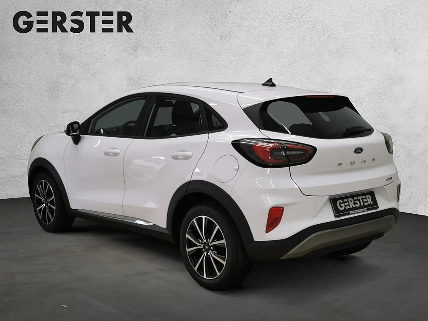 Vehicle image, number 4