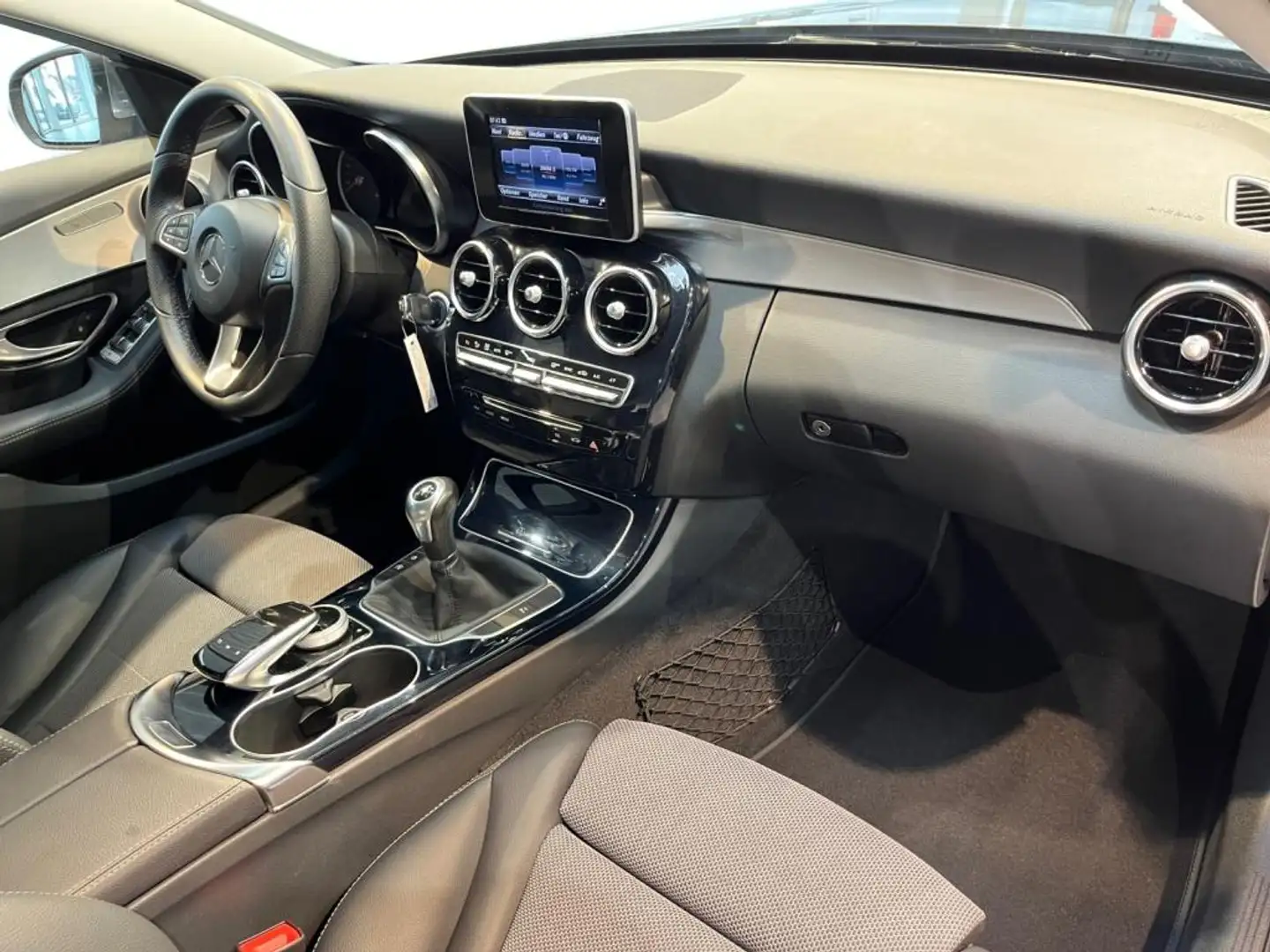 Vehicle image, number 5