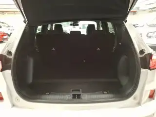 Vehicle image thumbnail, number 9