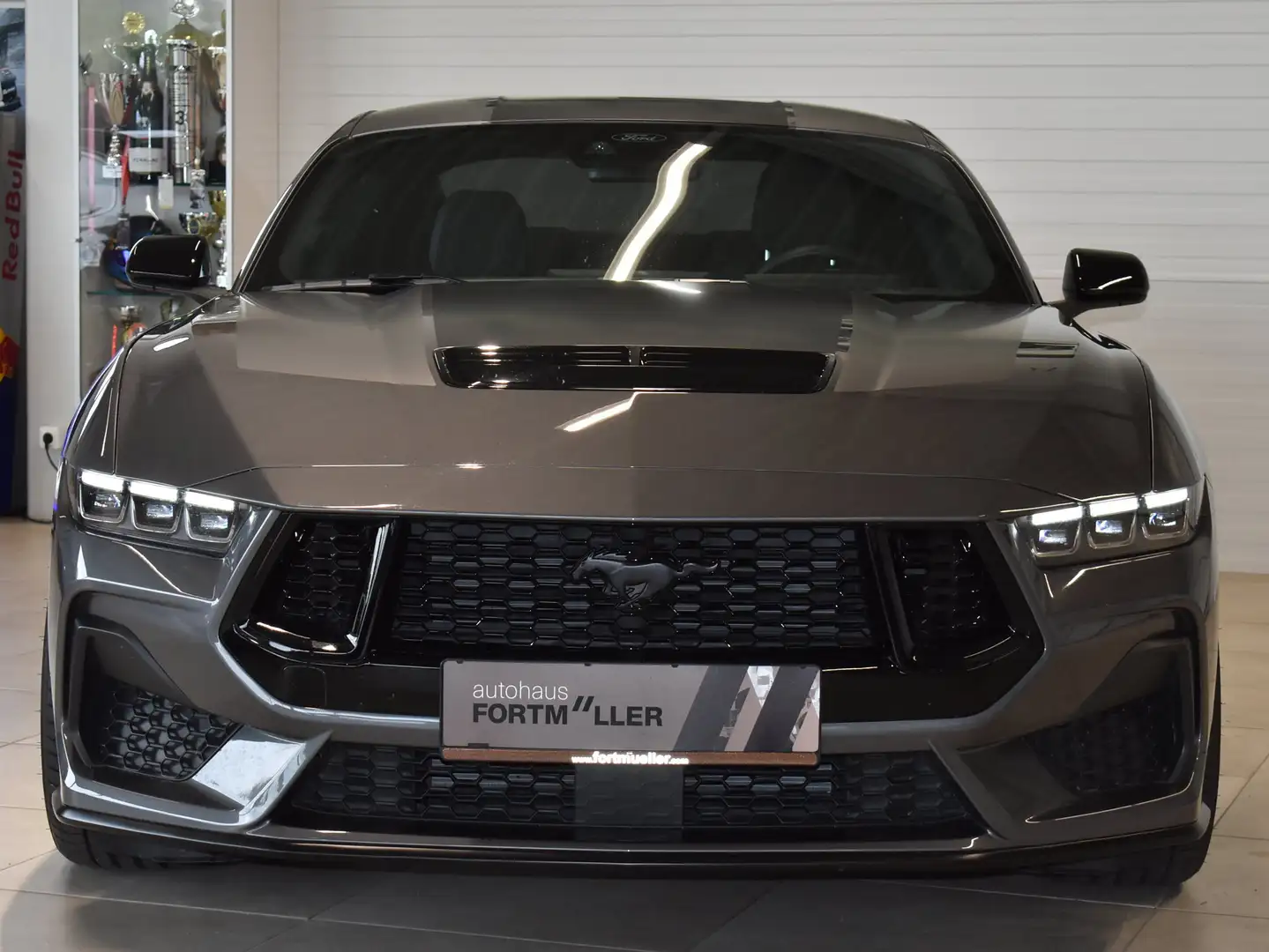 Vehicle image, number 2