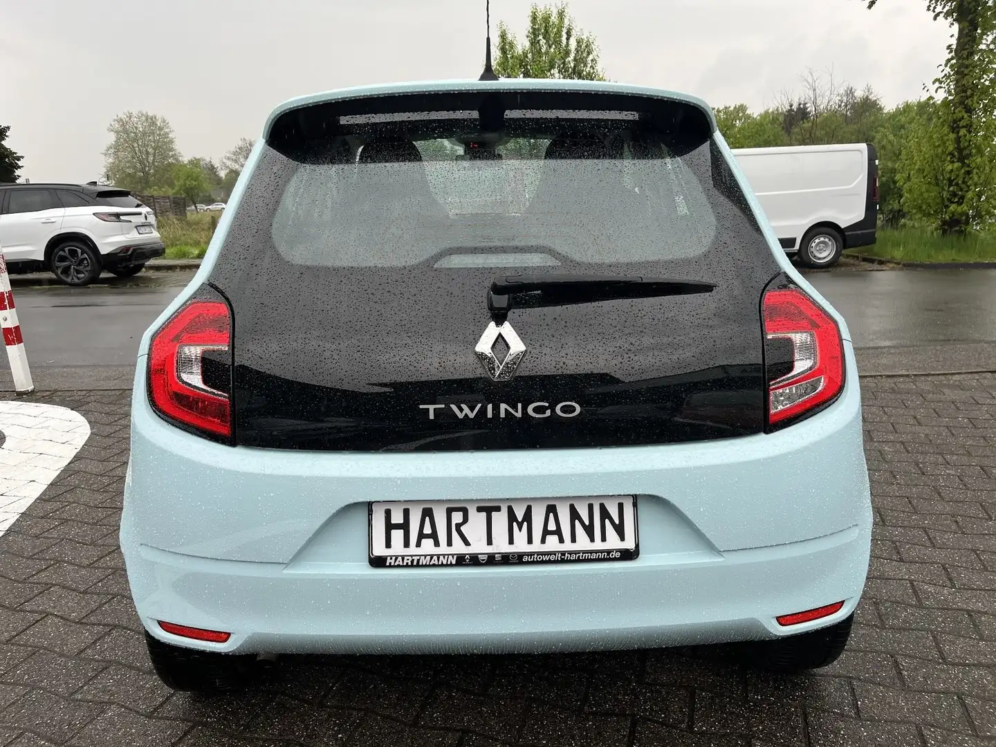 Vehicle image, number 7