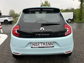 Vehicle image thumbnail, number 7