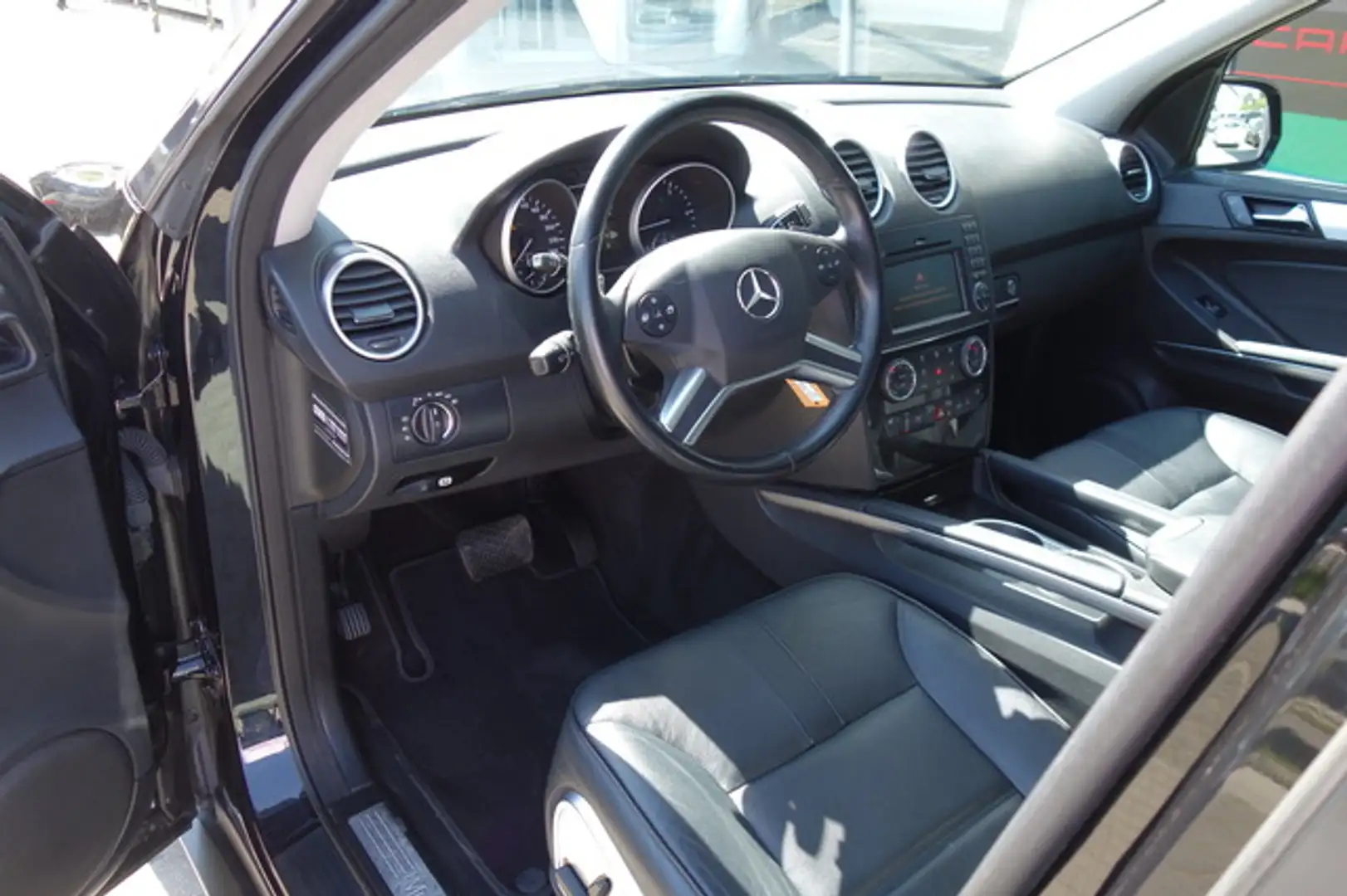 Vehicle image, number 7