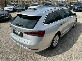 Vehicle image thumbnail, number 12
