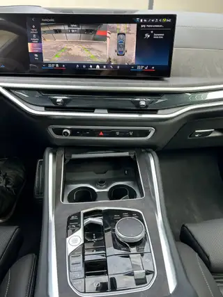 Vehicle image thumbnail, number 13