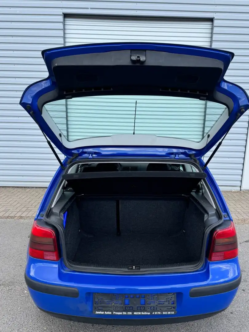 Vehicle image, number 6