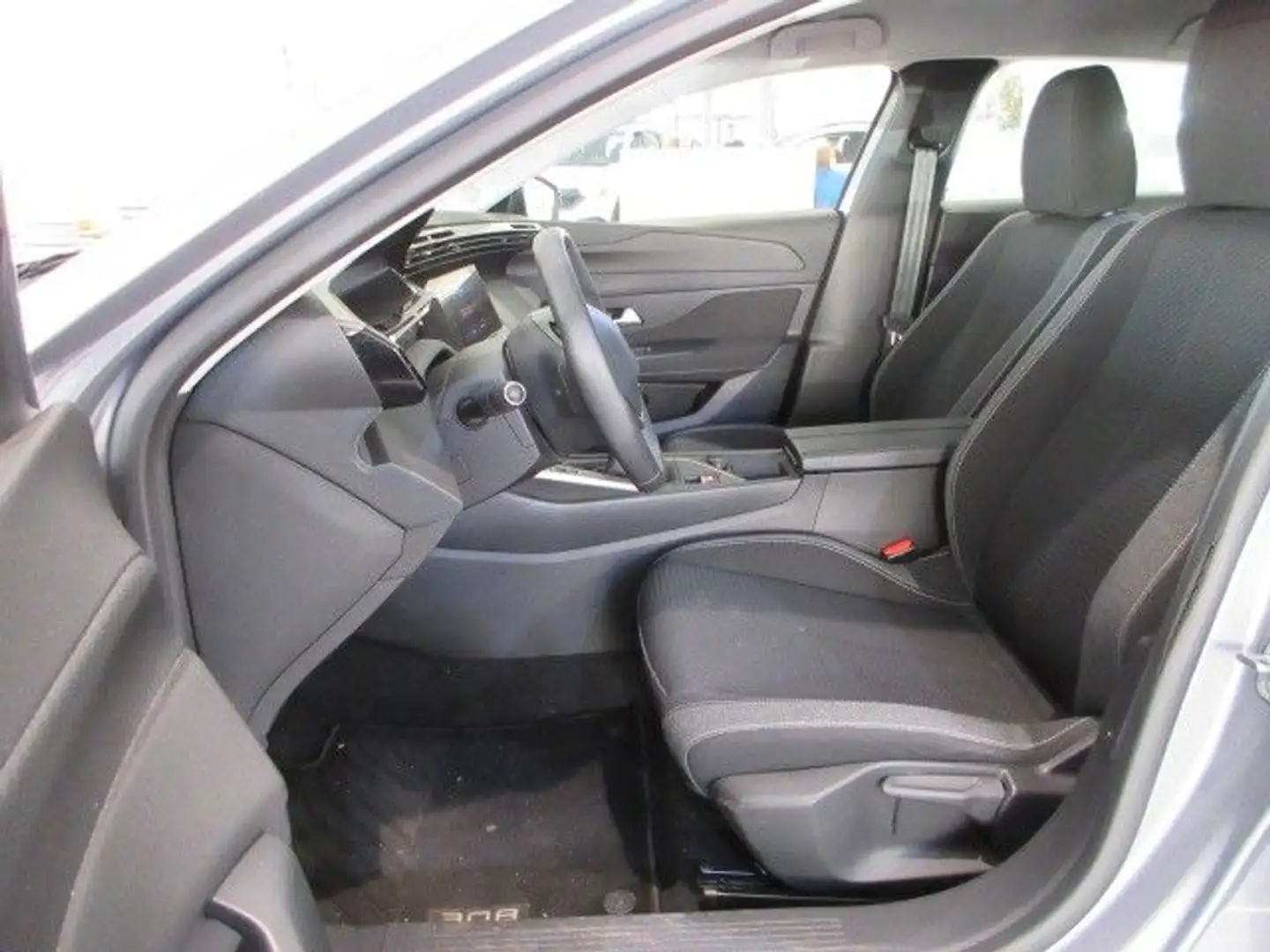 Vehicle image, number 5