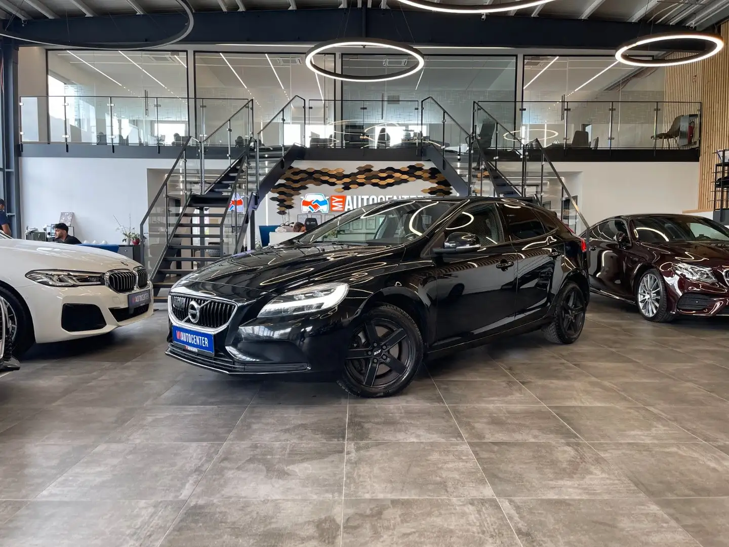 Vehicle image, number 1