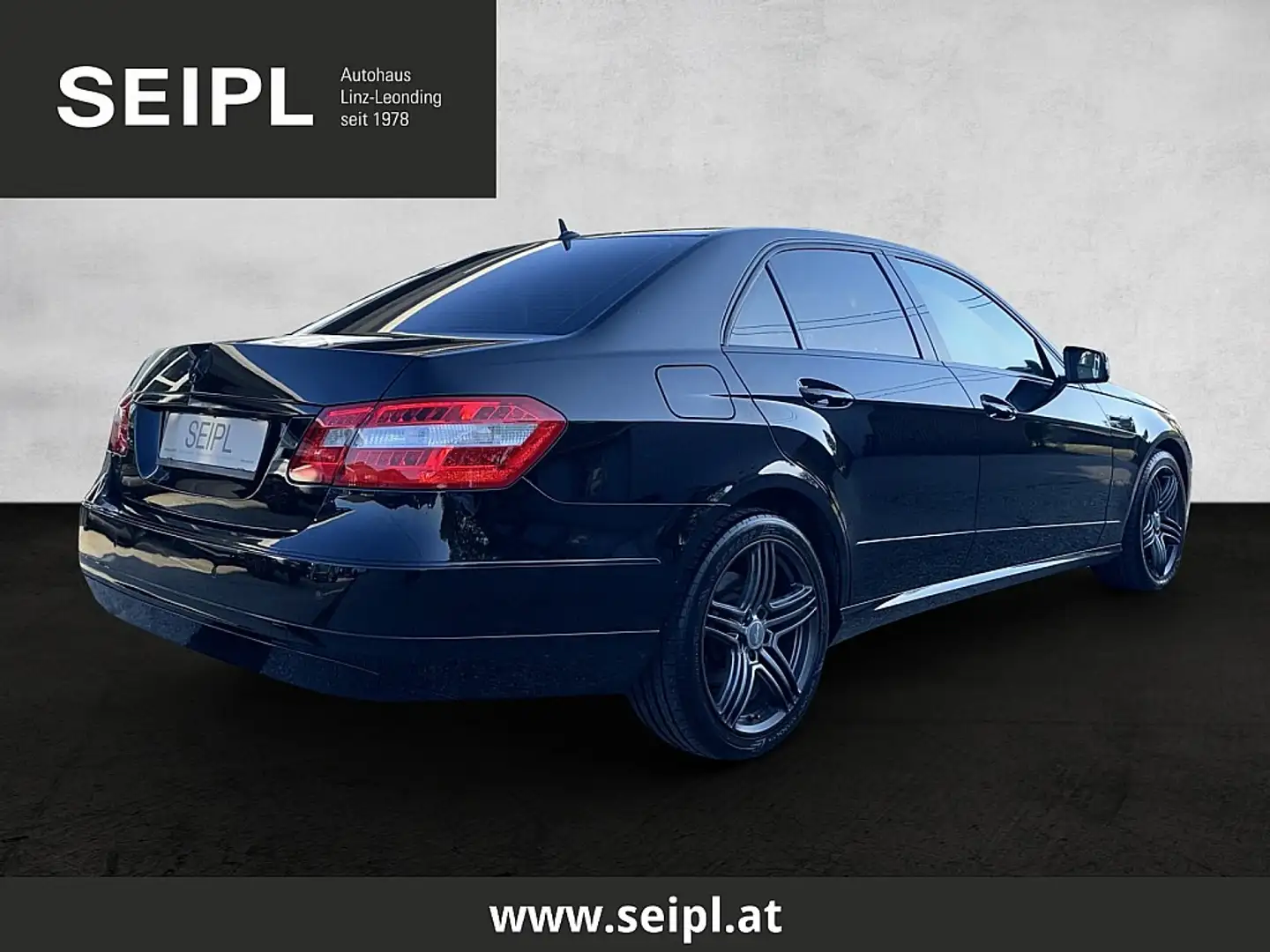 Vehicle image, number 4