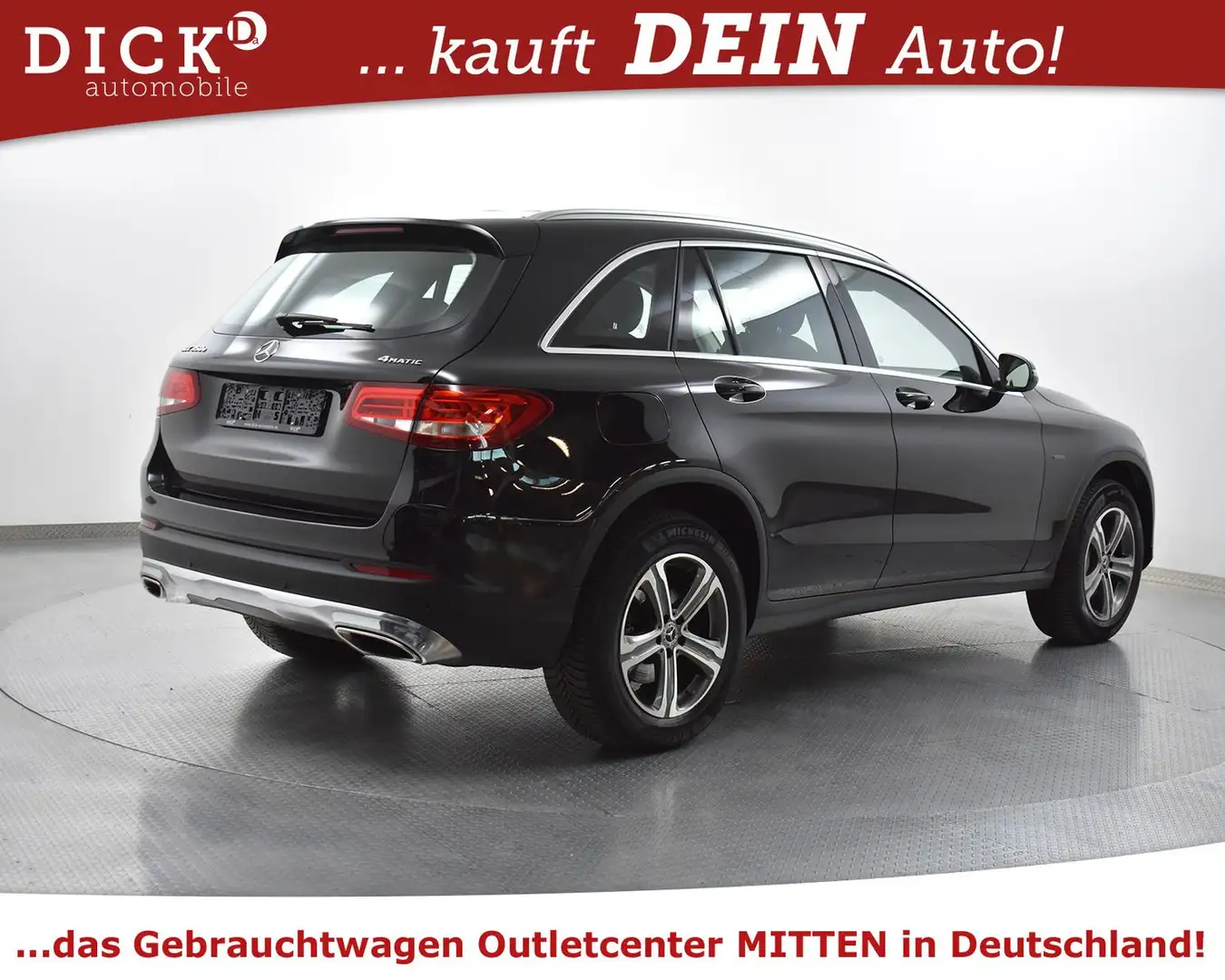 Vehicle image, number 4