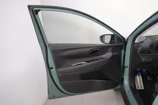 Vehicle image thumbnail, number 12