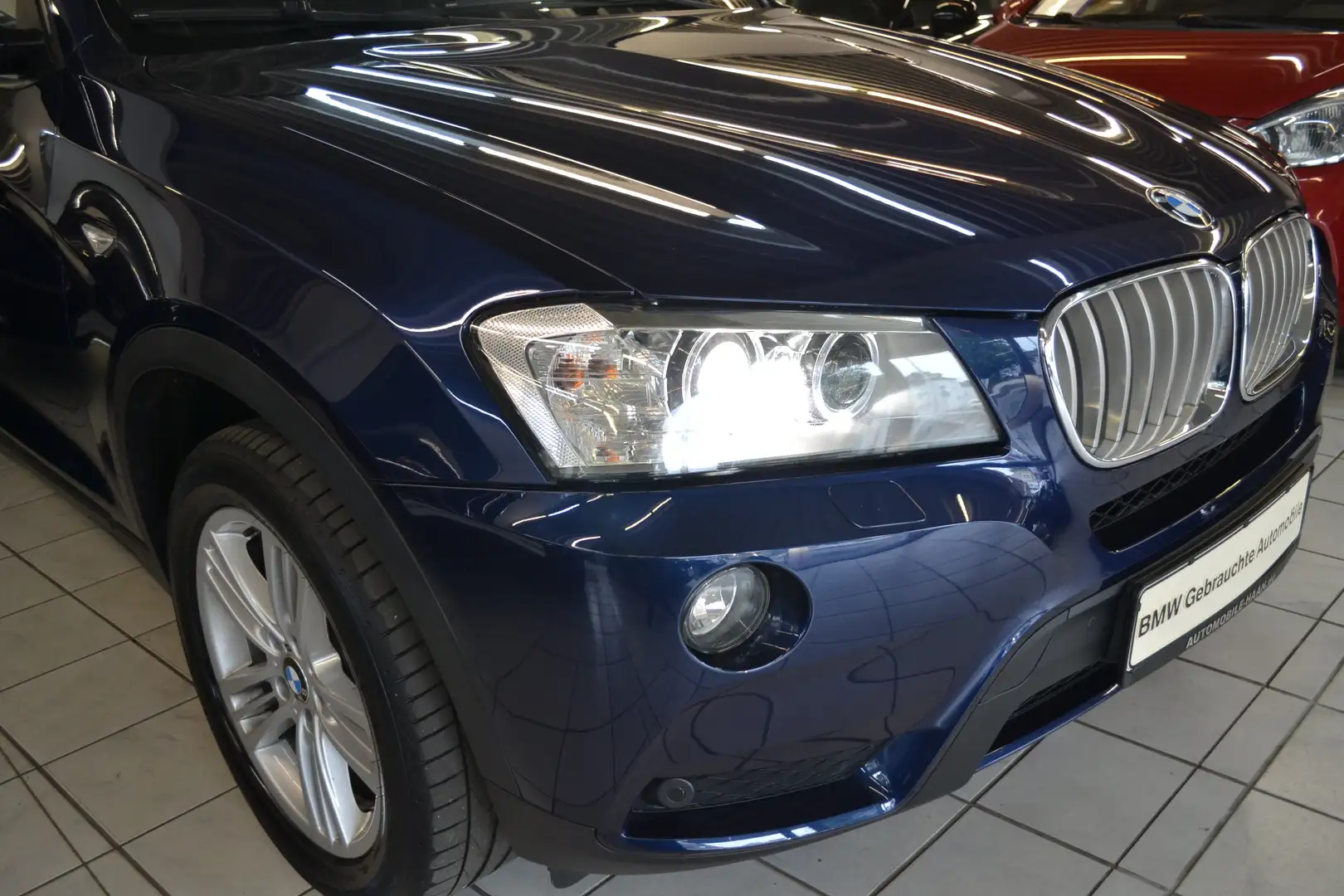 Vehicle image, number 14
