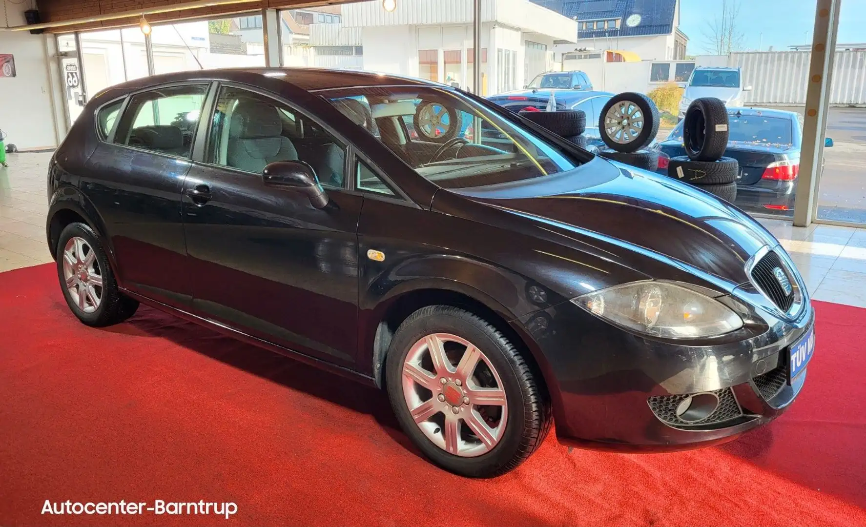 Vehicle image, number 2