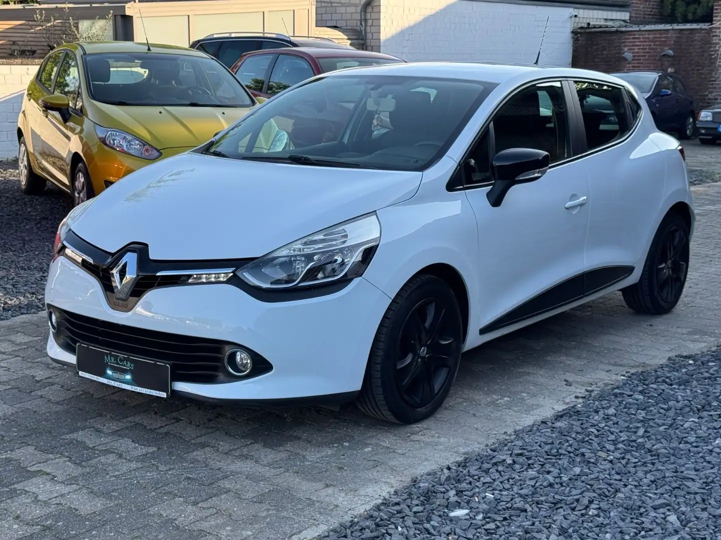 Vehicle image, number 2