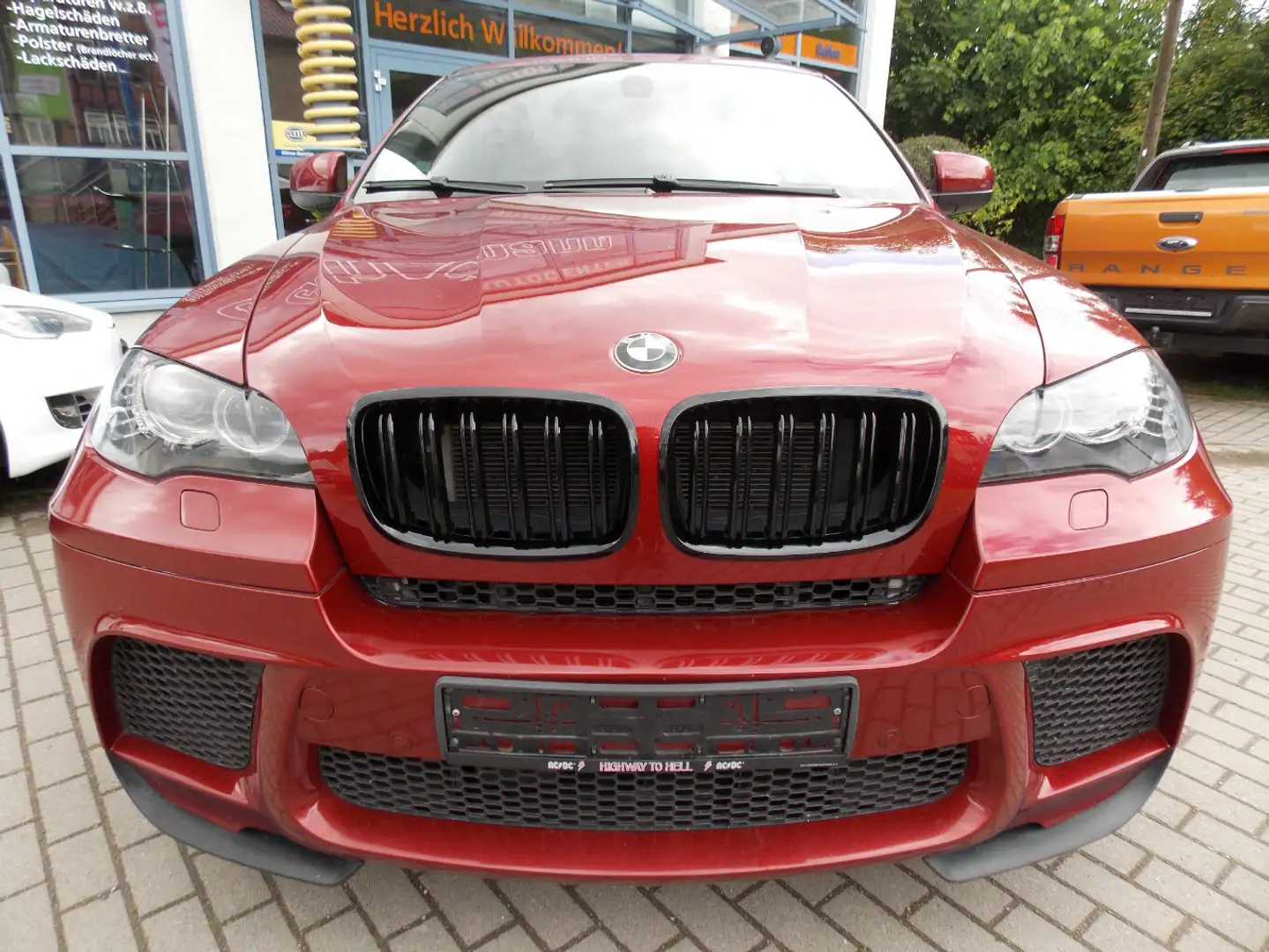 Vehicle image, number 6