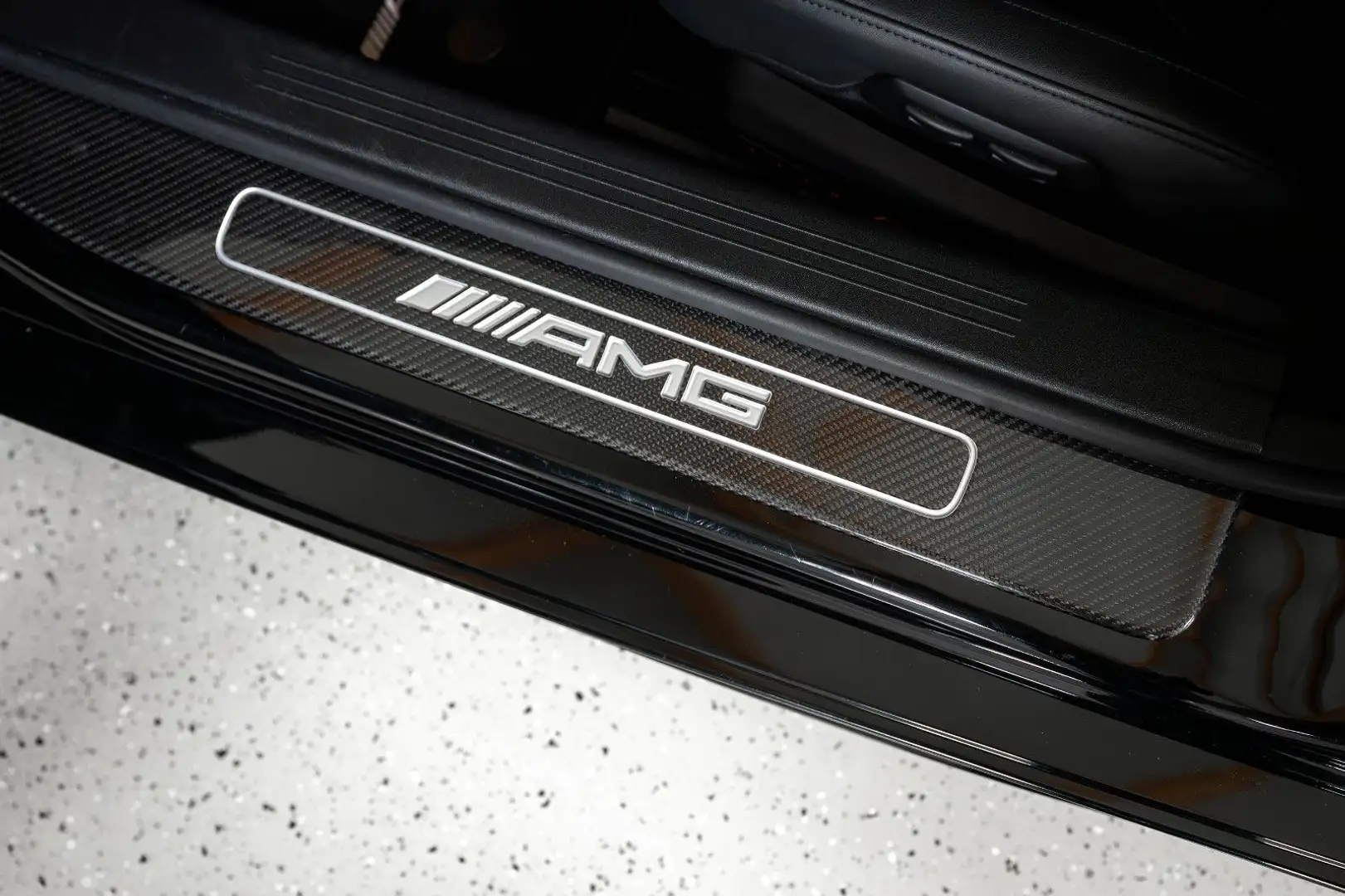 Vehicle image, number 19