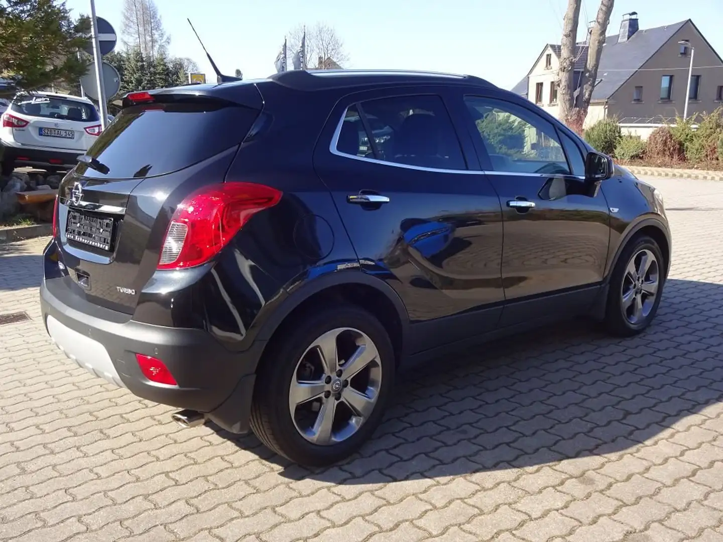 Vehicle image, number 6