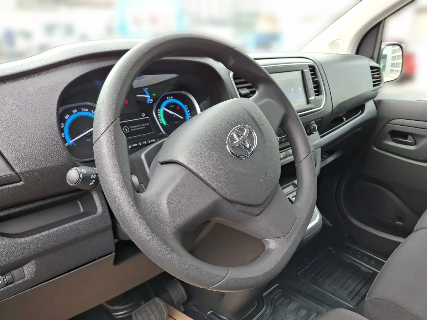 Vehicle image, number 10