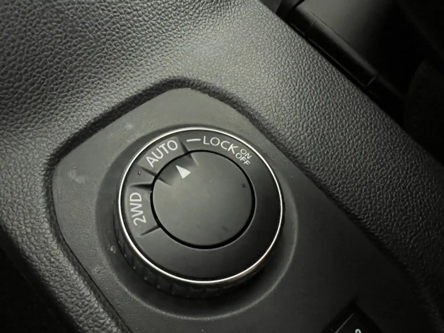 Vehicle image, number 15