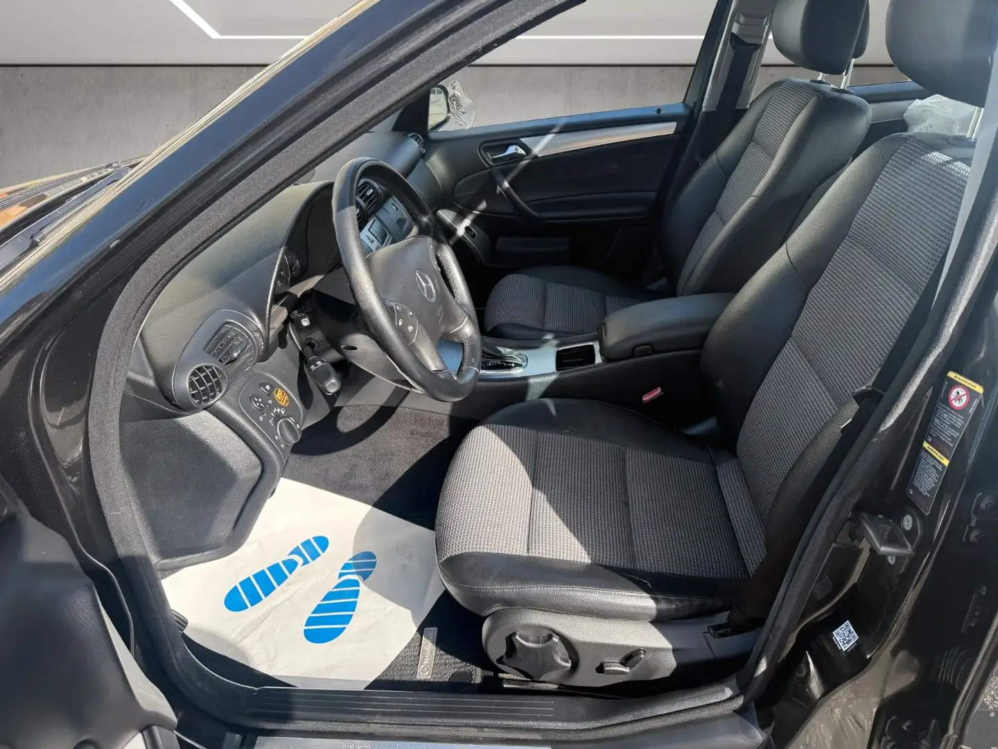Vehicle image, number 5