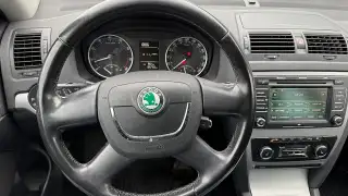 Vehicle image thumbnail, number 12