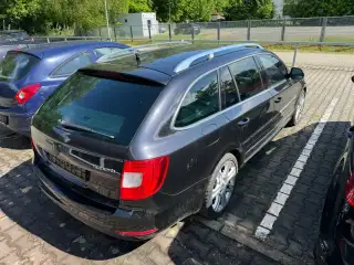 Vehicle image thumbnail, number 6