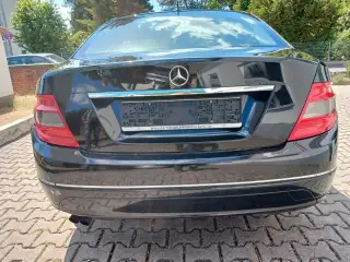 Vehicle image thumbnail, number 9