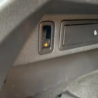 Vehicle image thumbnail, number 10