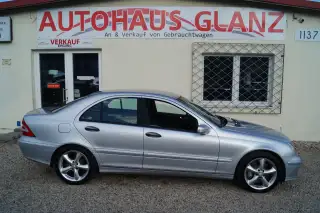 Vehicle image thumbnail, number 7