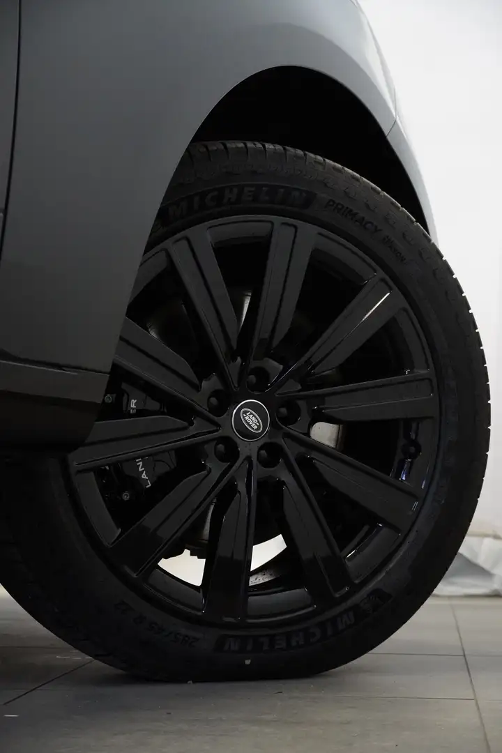 Vehicle image, number 9