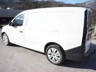 Vehicle image thumbnail, number 4