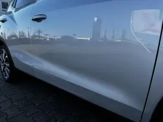 Vehicle image thumbnail, number 19