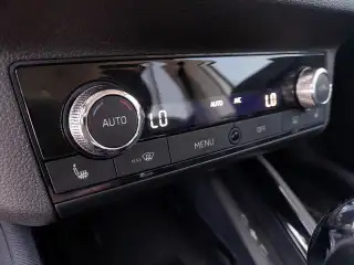 Vehicle image thumbnail, number 5