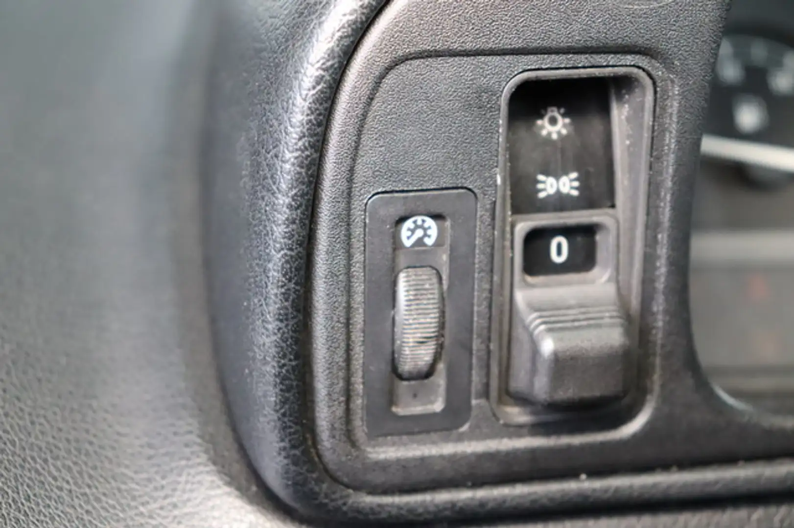 Vehicle image, number 18