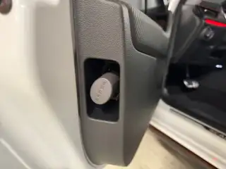 Vehicle image thumbnail, number 16