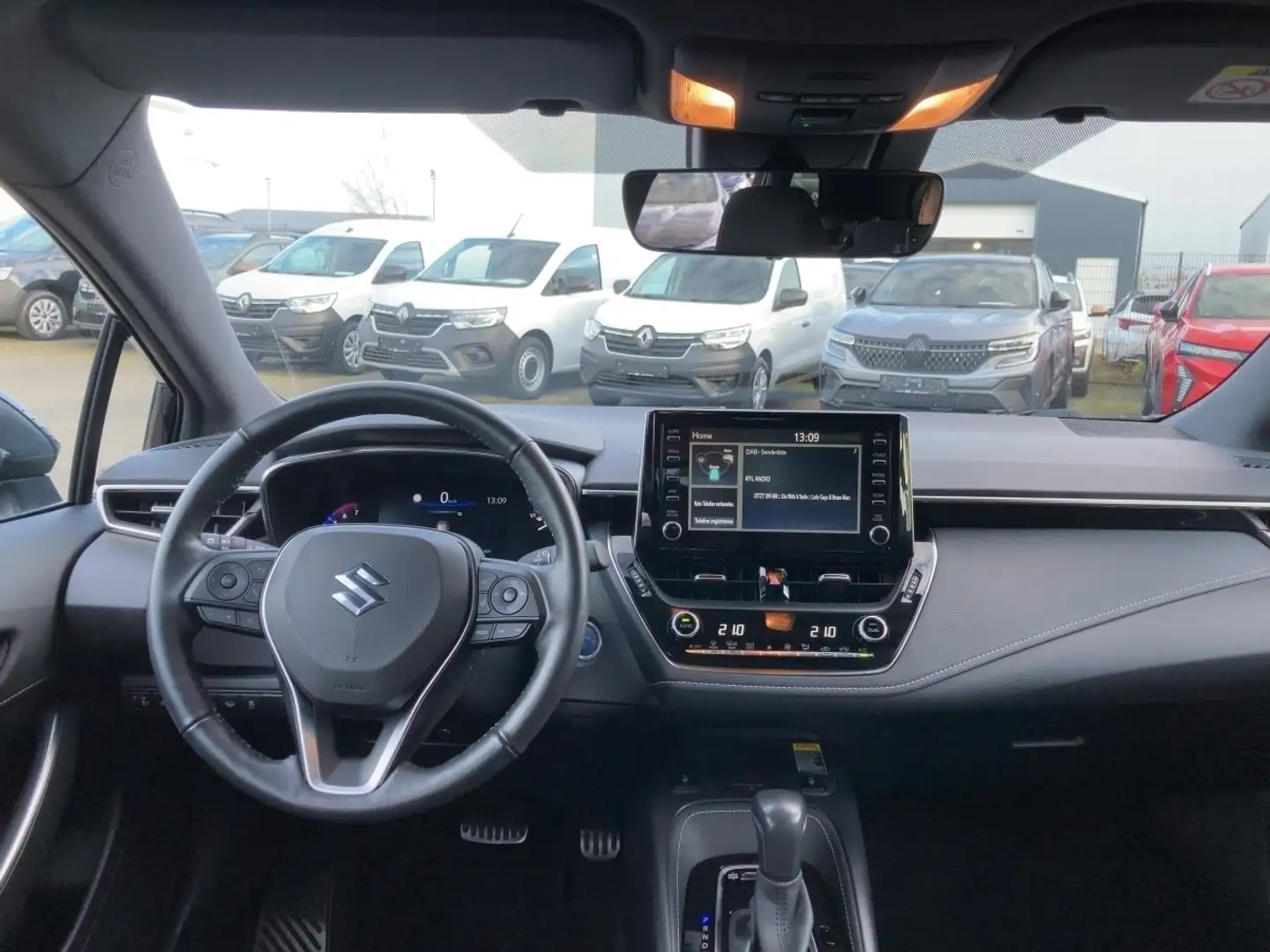 Vehicle image, number 8