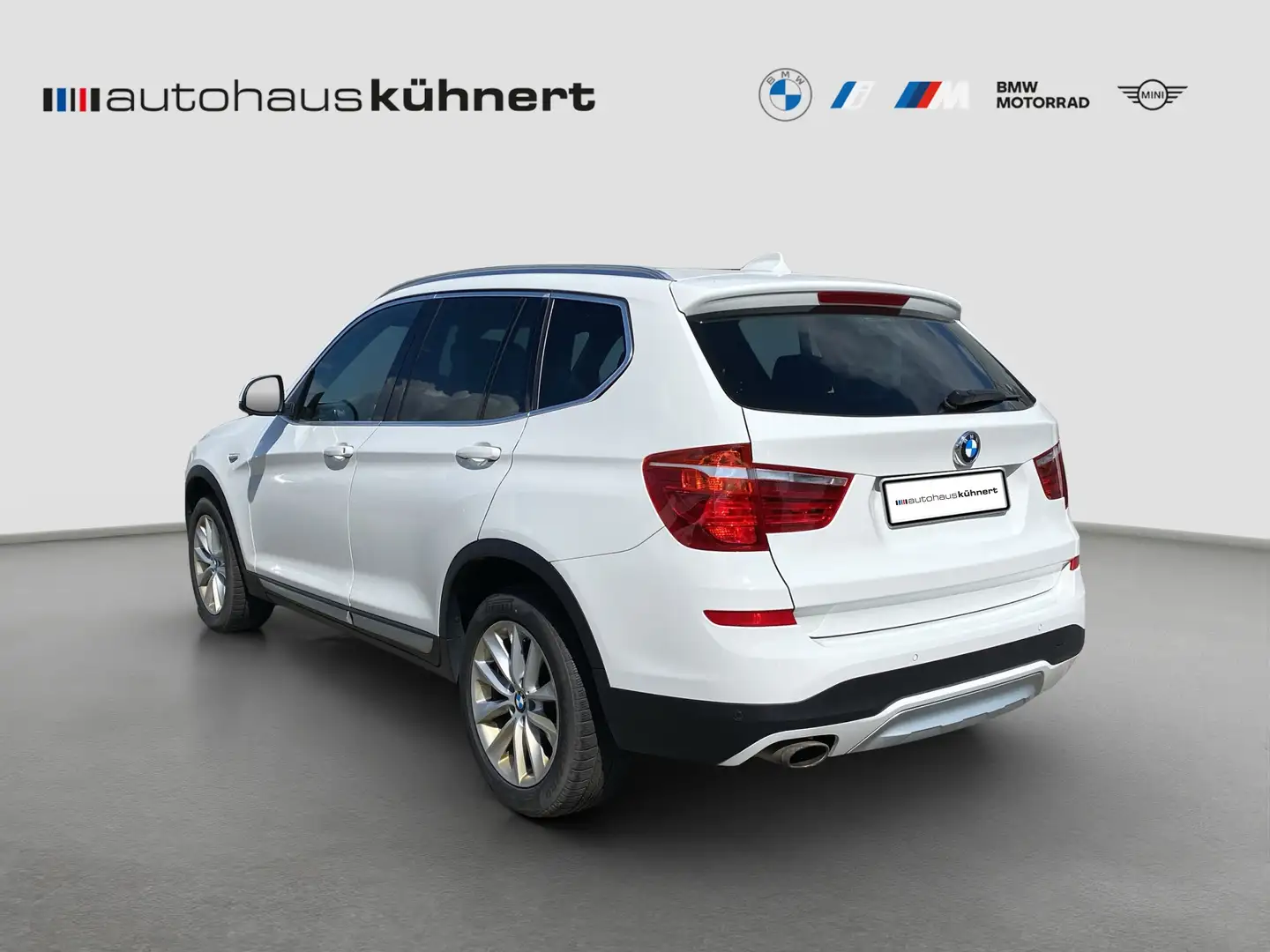 Vehicle image, number 4
