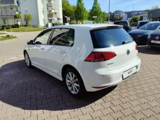 Vehicle image thumbnail, number 5