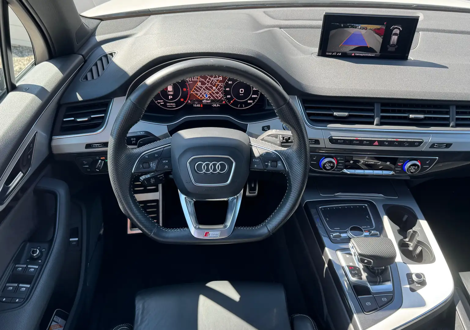 Vehicle image, number 8