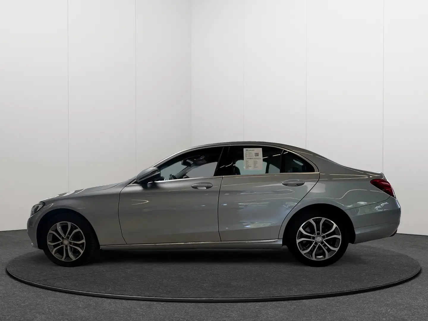 Vehicle image, number 9