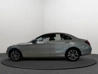 Vehicle image thumbnail, number 9