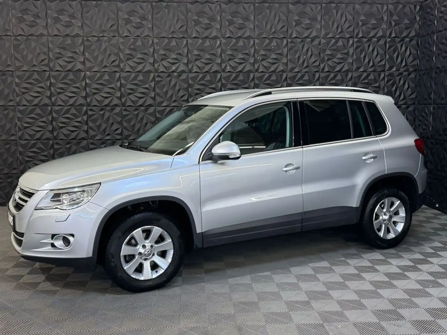 Vehicle image, number 3