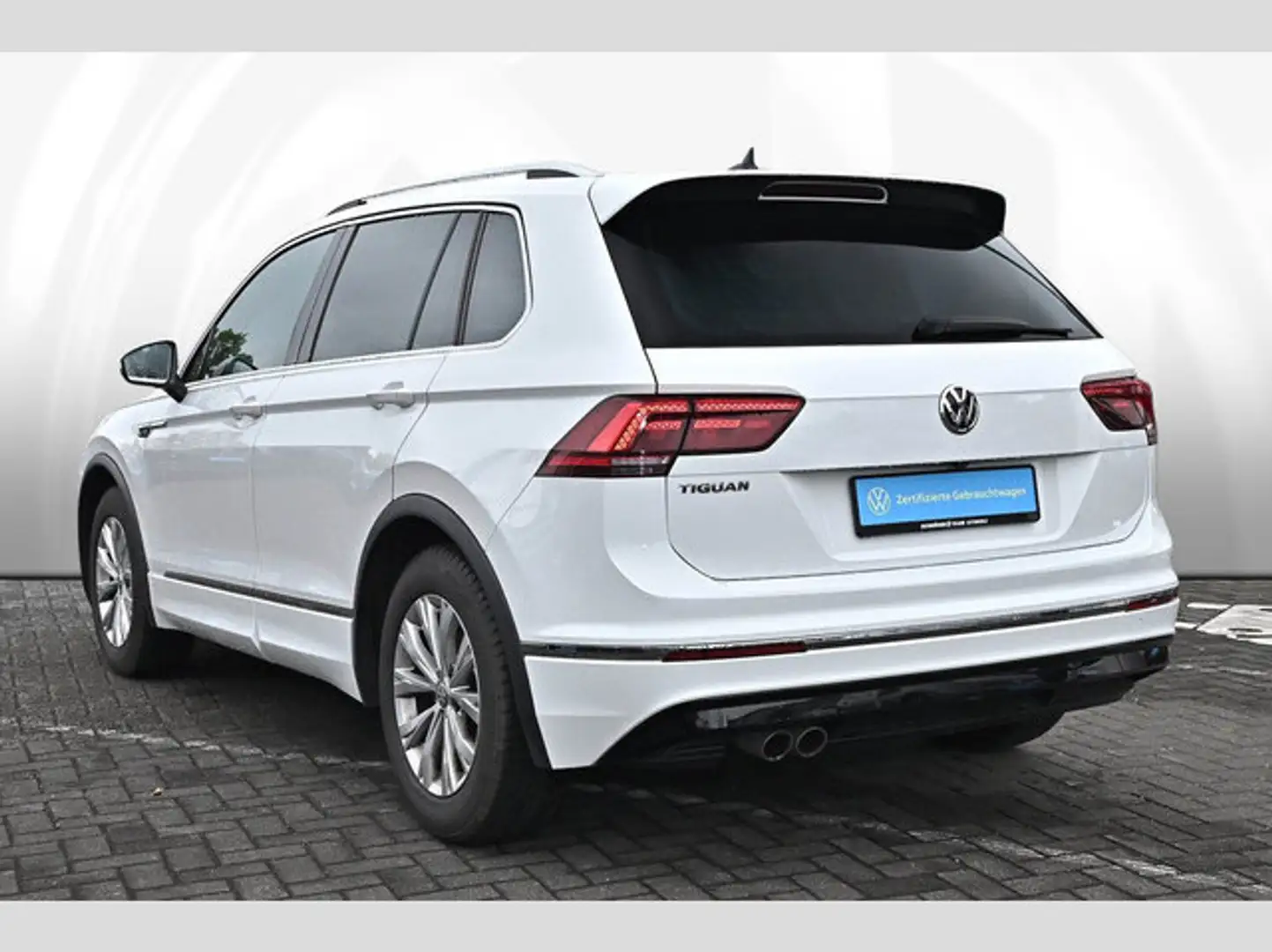 Vehicle image, number 4