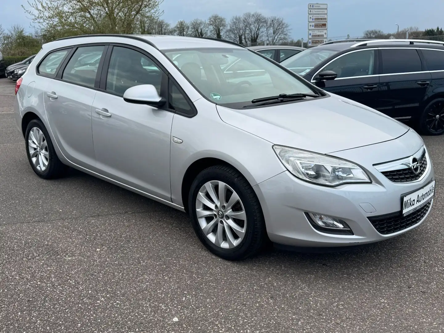 Vehicle image, number 2