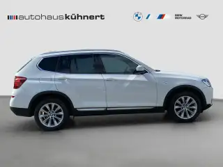 Vehicle image thumbnail, number 7