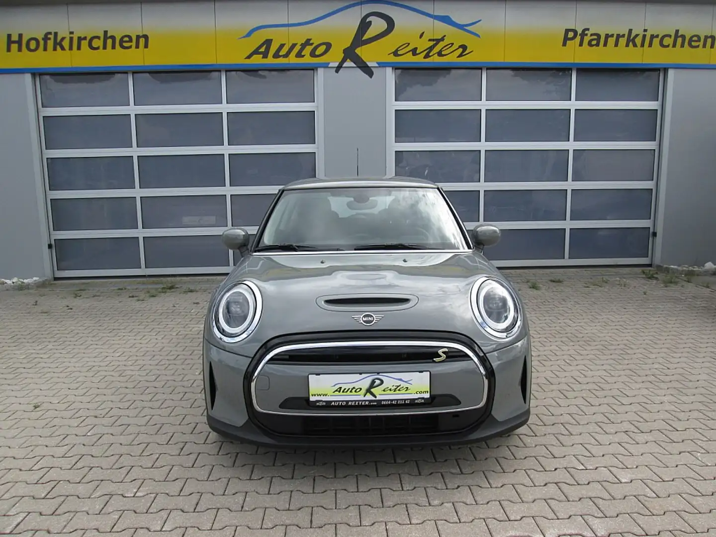 Vehicle image, number 7
