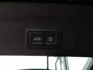 Vehicle image thumbnail, number 16