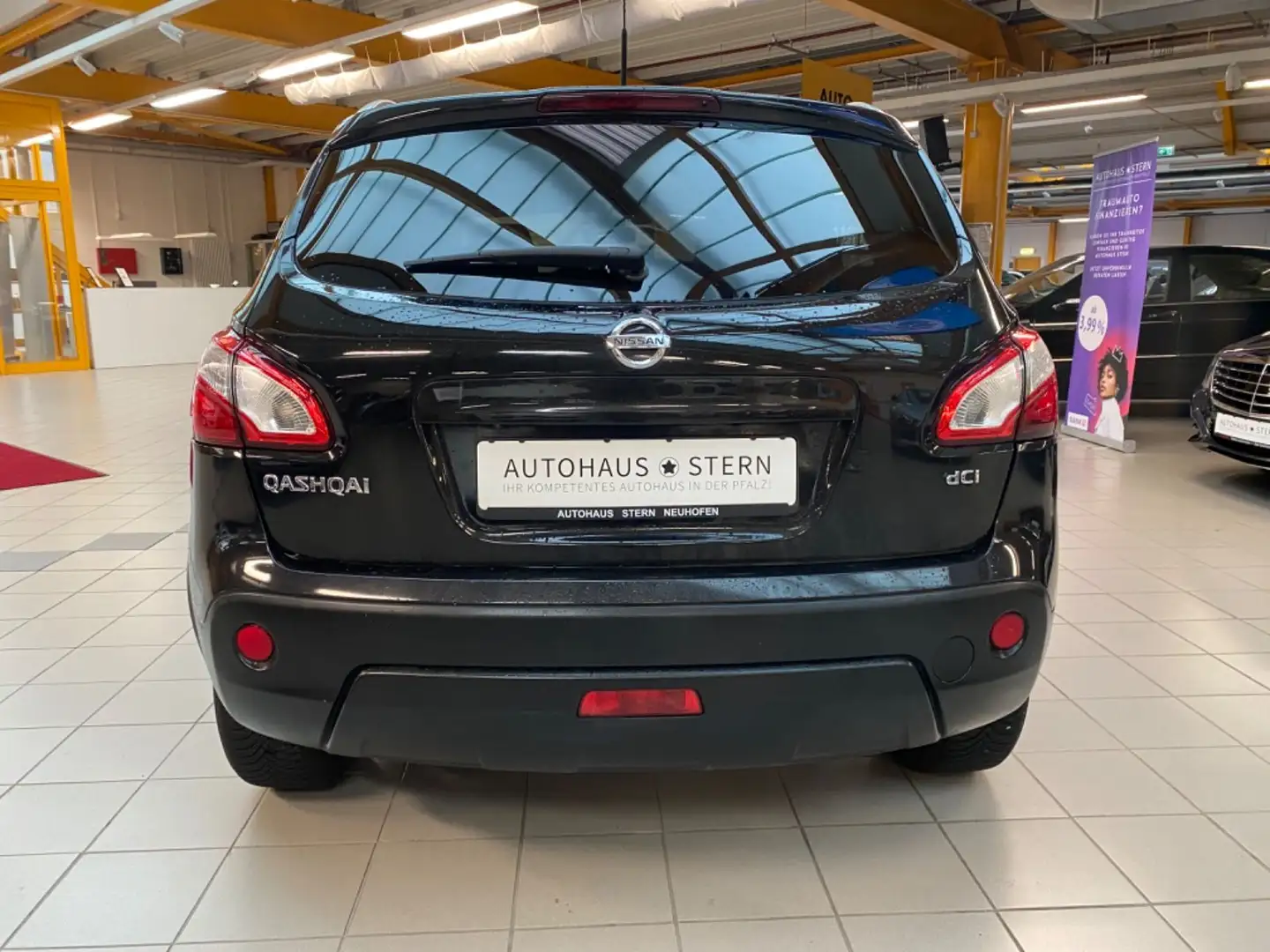 Vehicle image, number 4