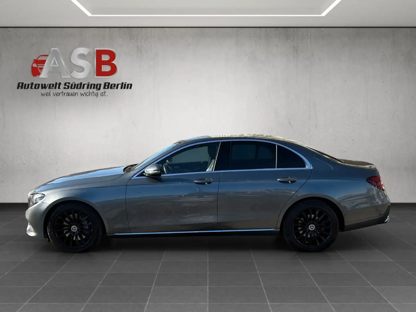 Vehicle image, number 7