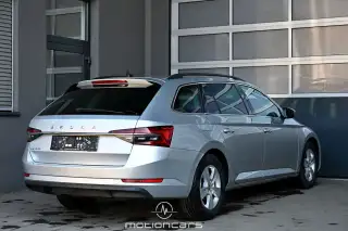 Vehicle image thumbnail, number 2